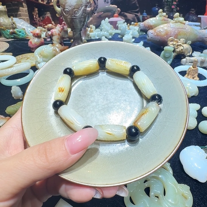 大叶紫檀（黑酸枝木类）