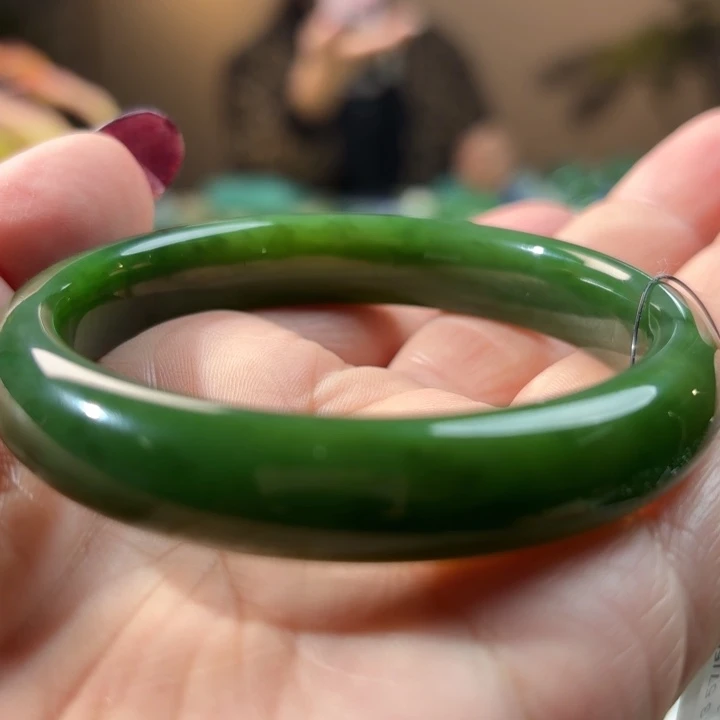 未镶嵌手镯和田玉（碧玉）