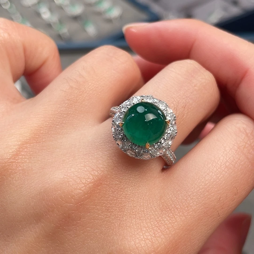 祖母绿戒指18K金镶嵌4.06ct