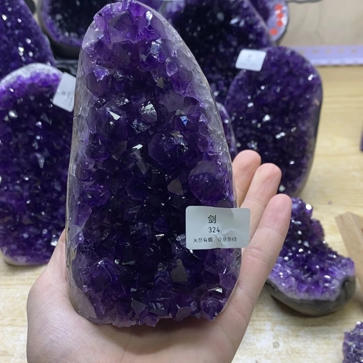 紫晶大型摆件（非配饰）未镶嵌