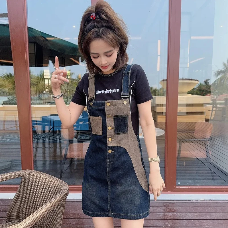 高含棉韩版休闲气质撞色牛仔背带裙女2026年夏季新款修身显瘦裙子
