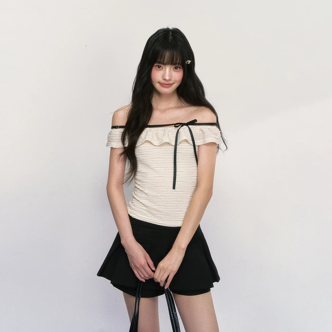 WEEKEND HUB一字肩上衣女夏2025新高级感绝美巨好看chic韩系短袖