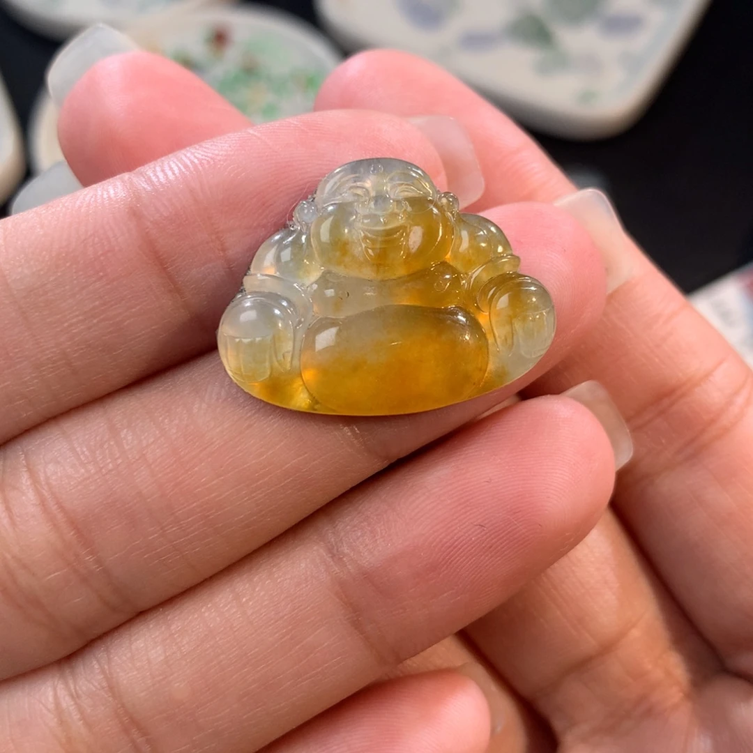 翡翠裸石未镶嵌冰黄翡大肚佛卡19.7