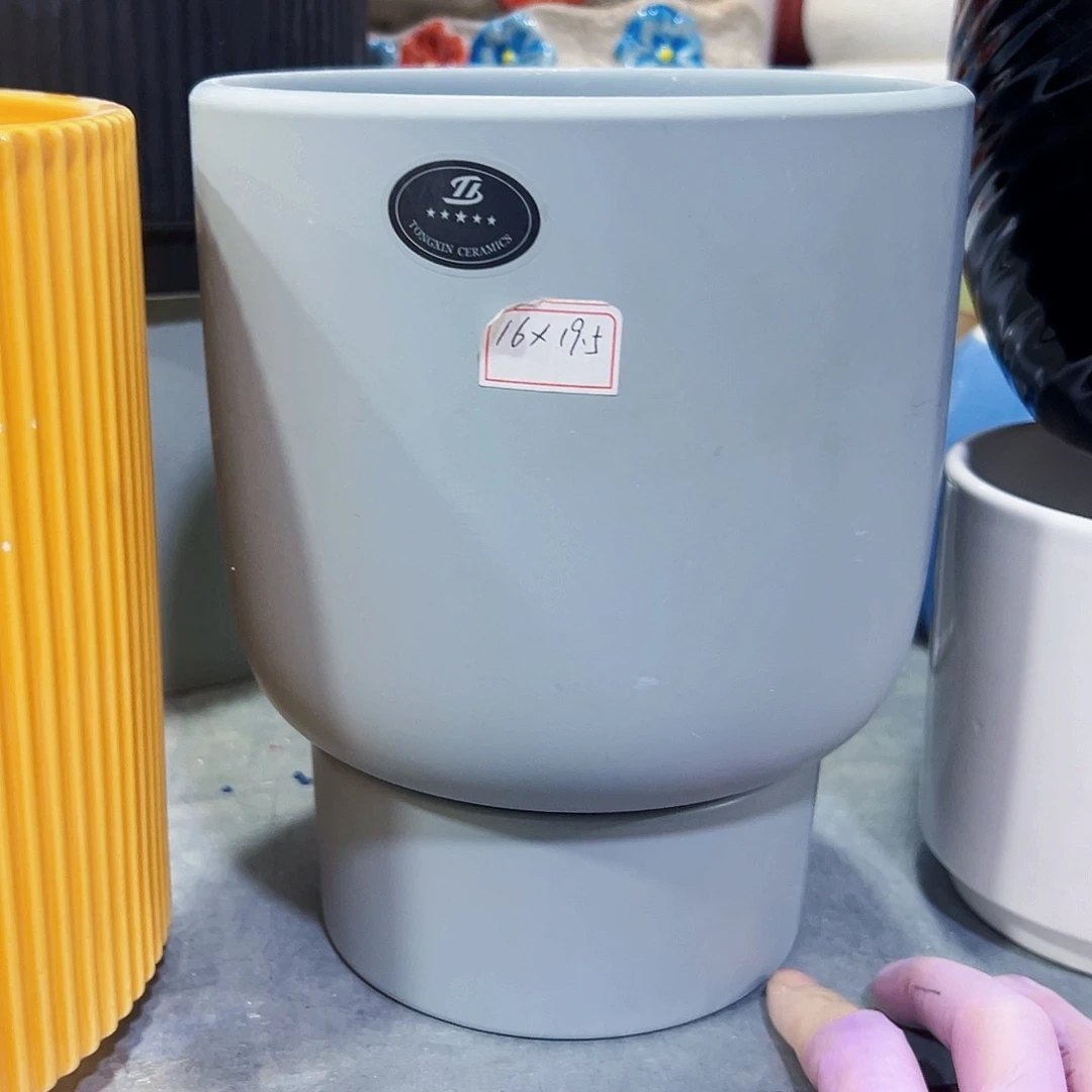 有孔外贸尾单陶瓷花盆凑单10米包邮