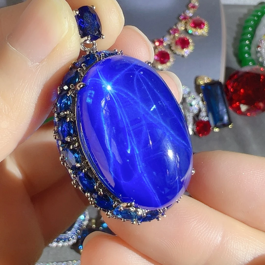 花岗石钨合金红色蓝色吊坠