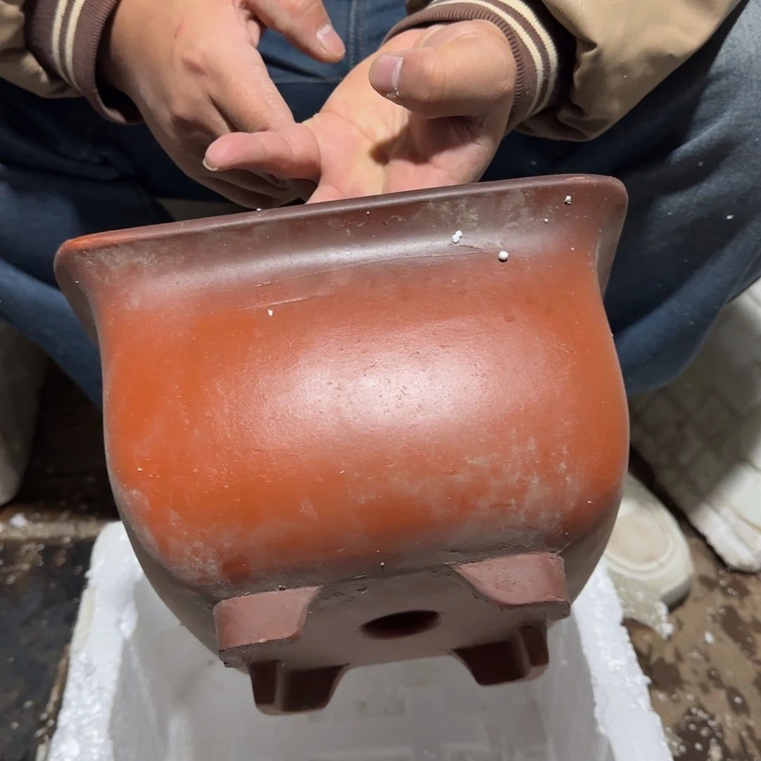 紫砂花盆瑕疵是我
