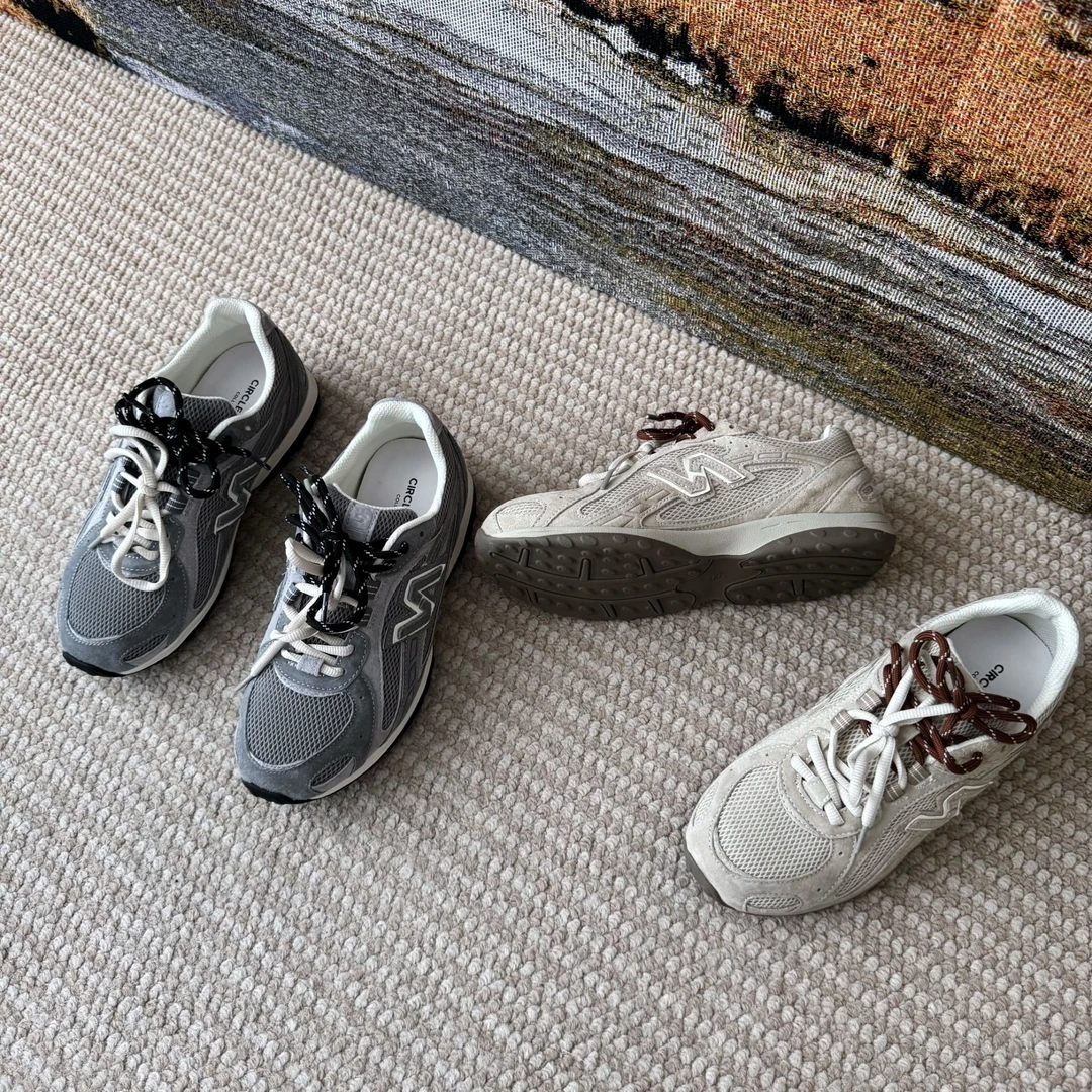 25098复古圆头软底阿甘德训鞋