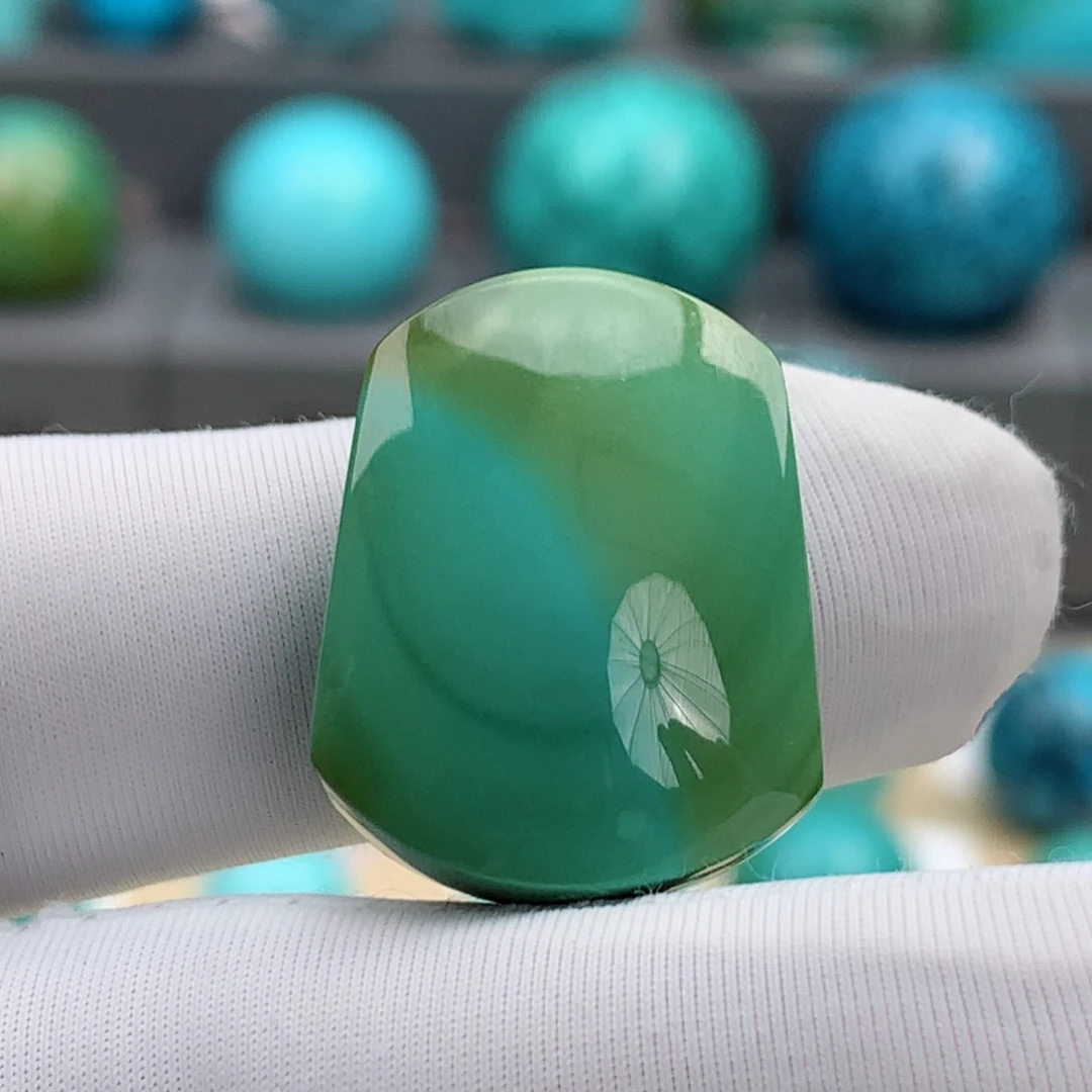 未镶嵌绿松石绿松石