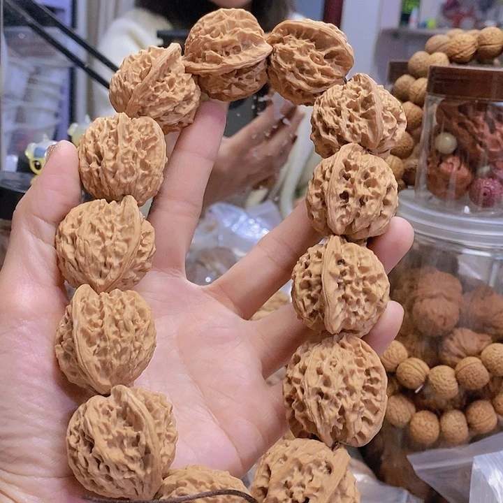 【闪购商品】文玩核桃把件35盘山手持