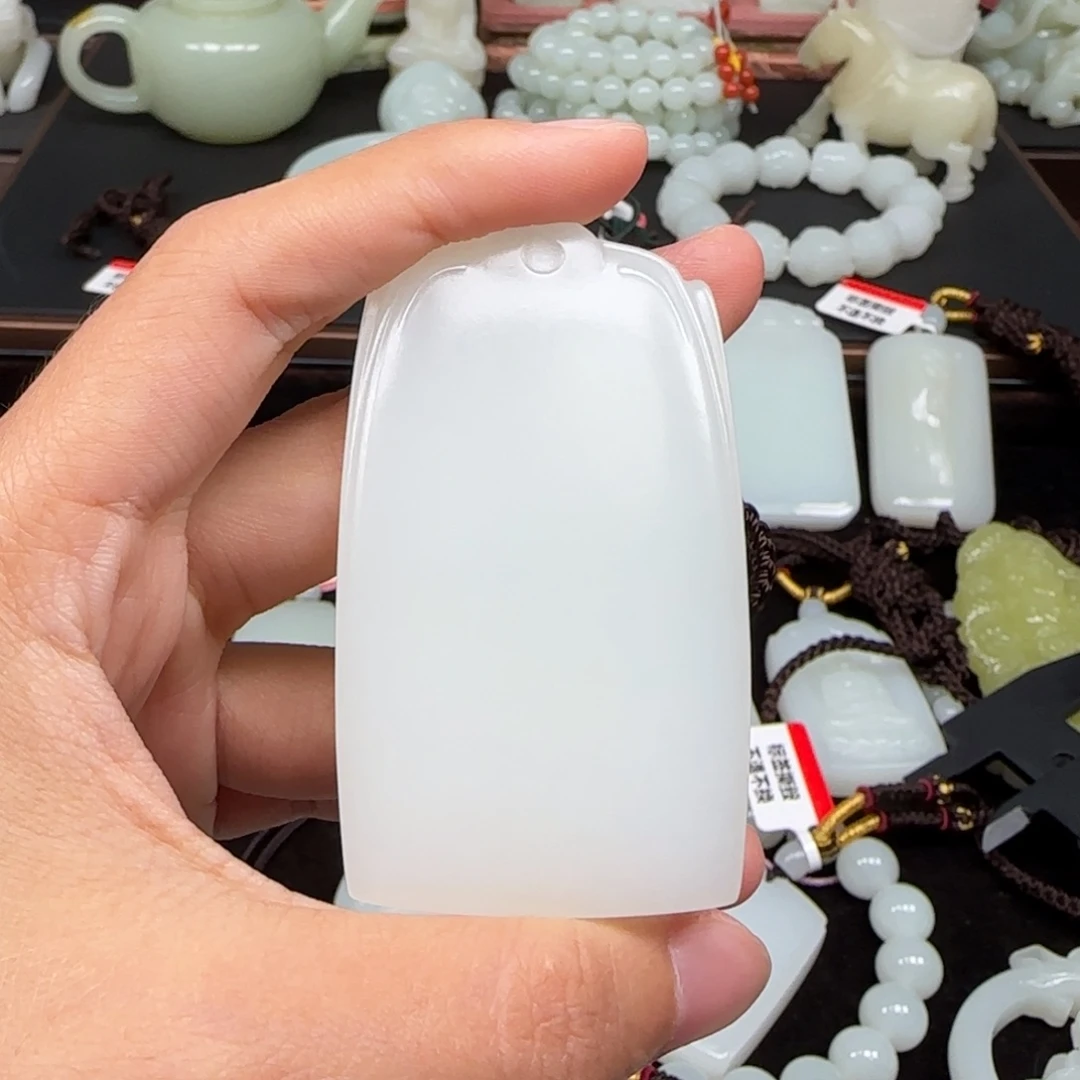 昱***未镶嵌和田玉挂件