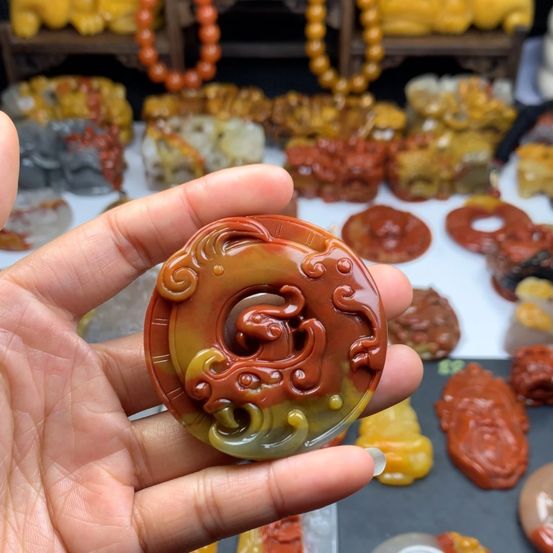 石英质玉（黄龙玉）挂件未镶嵌