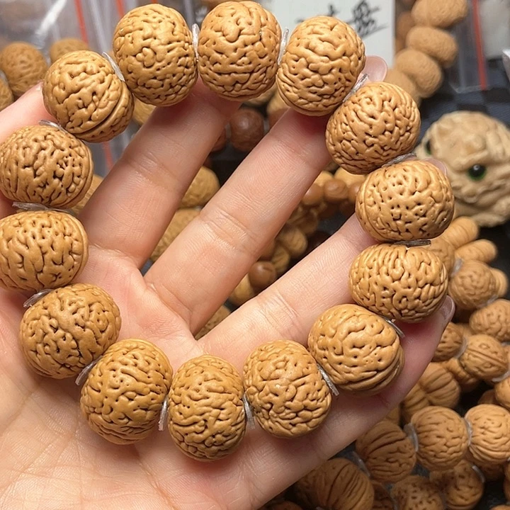 桃核手串往****！核桃手串21➕