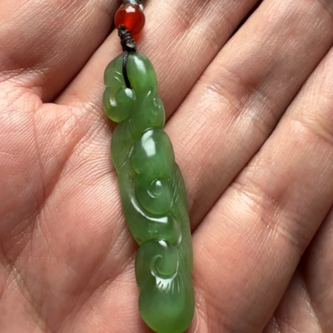 【闪购商品】颈饰未镶嵌和田玉（碧玉）