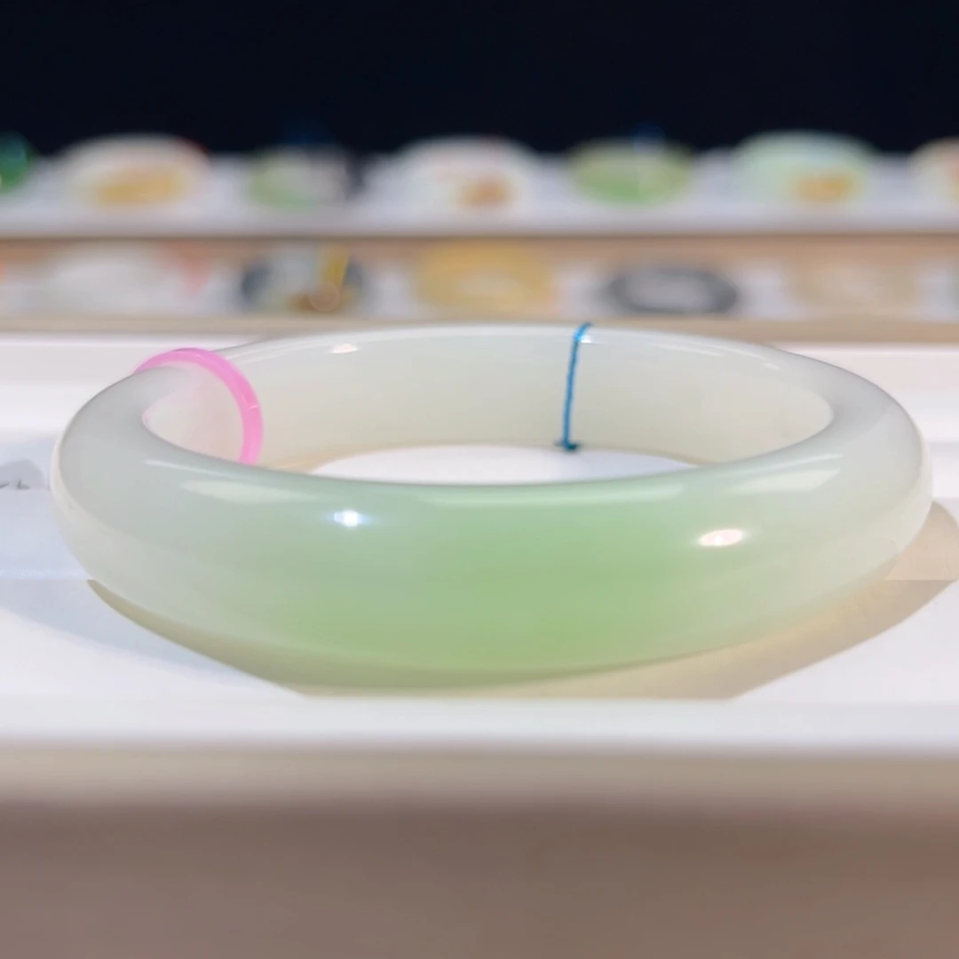 未镶嵌手镯和田玉   「白翠」