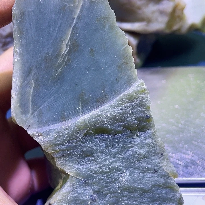 未镶嵌和田玉（糖玉）珠宝半成品