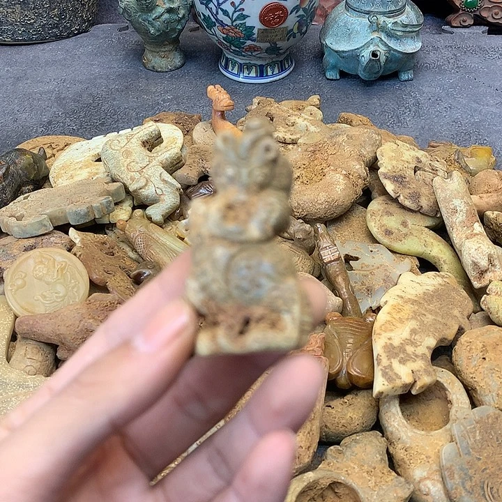 和田玉（糖玉）未镶嵌挂件