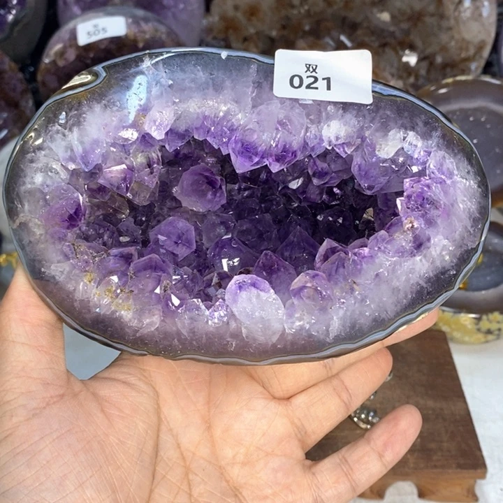 ****好未镶嵌水晶大型摆件（非配饰）