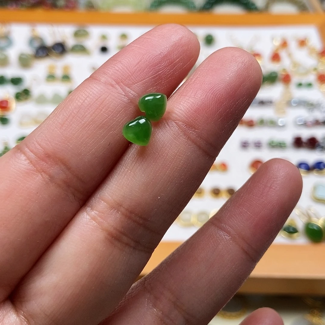 和田玉耳饰银S925镶嵌保***?