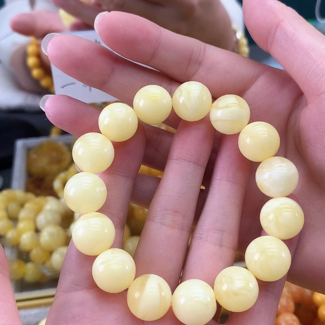 阿***三未镶嵌琥珀裸石白花14