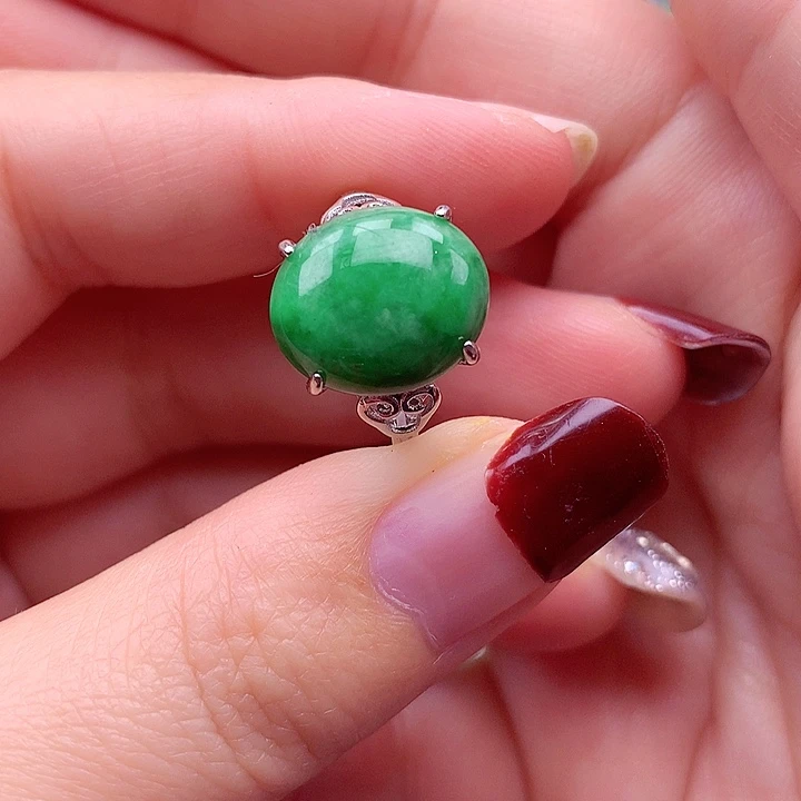 翡翠颈饰银S925镶嵌翡翠