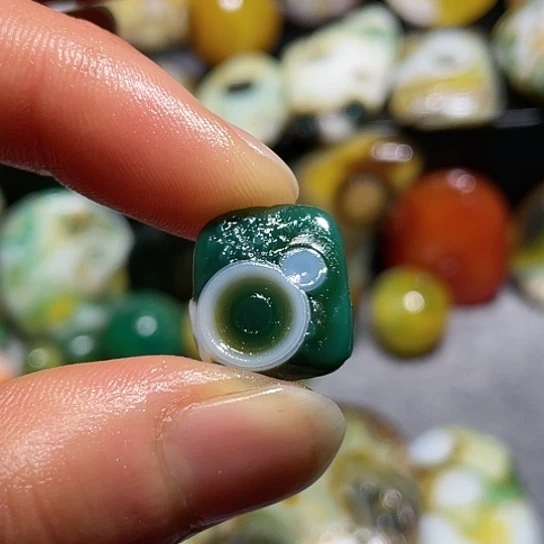 【闪购商品】玛瑙珠宝奇石未镶嵌包**奶