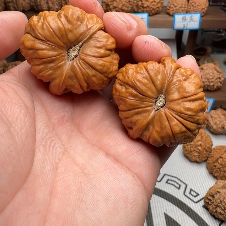 文玩核桃吊坠南瓜堆