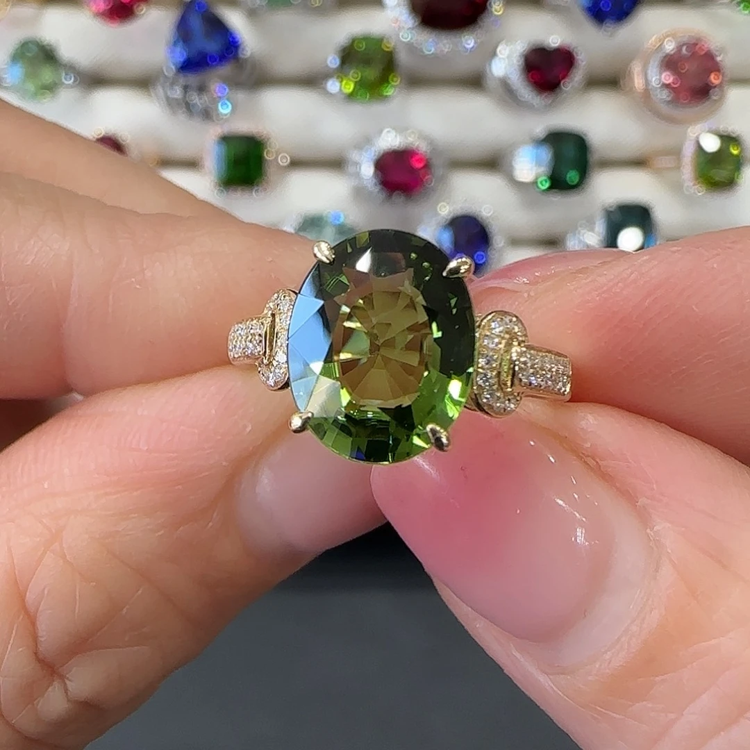 戒指18K金镶嵌碧玺3.1ct