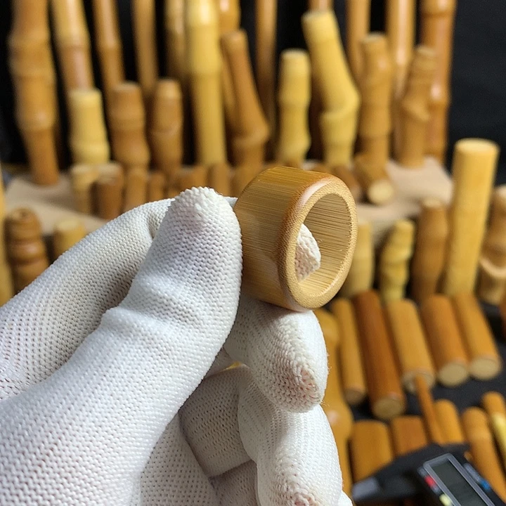 【闪购商品】戴*实心玉竹红皮扳指