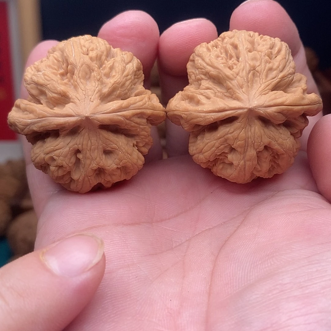 文玩核桃把件粗筋42