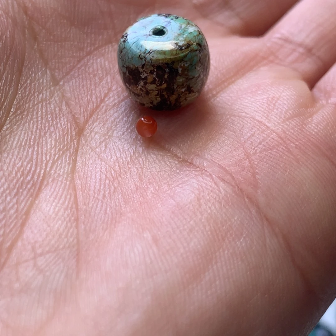 南红玛瑙未镶嵌珠宝奇石