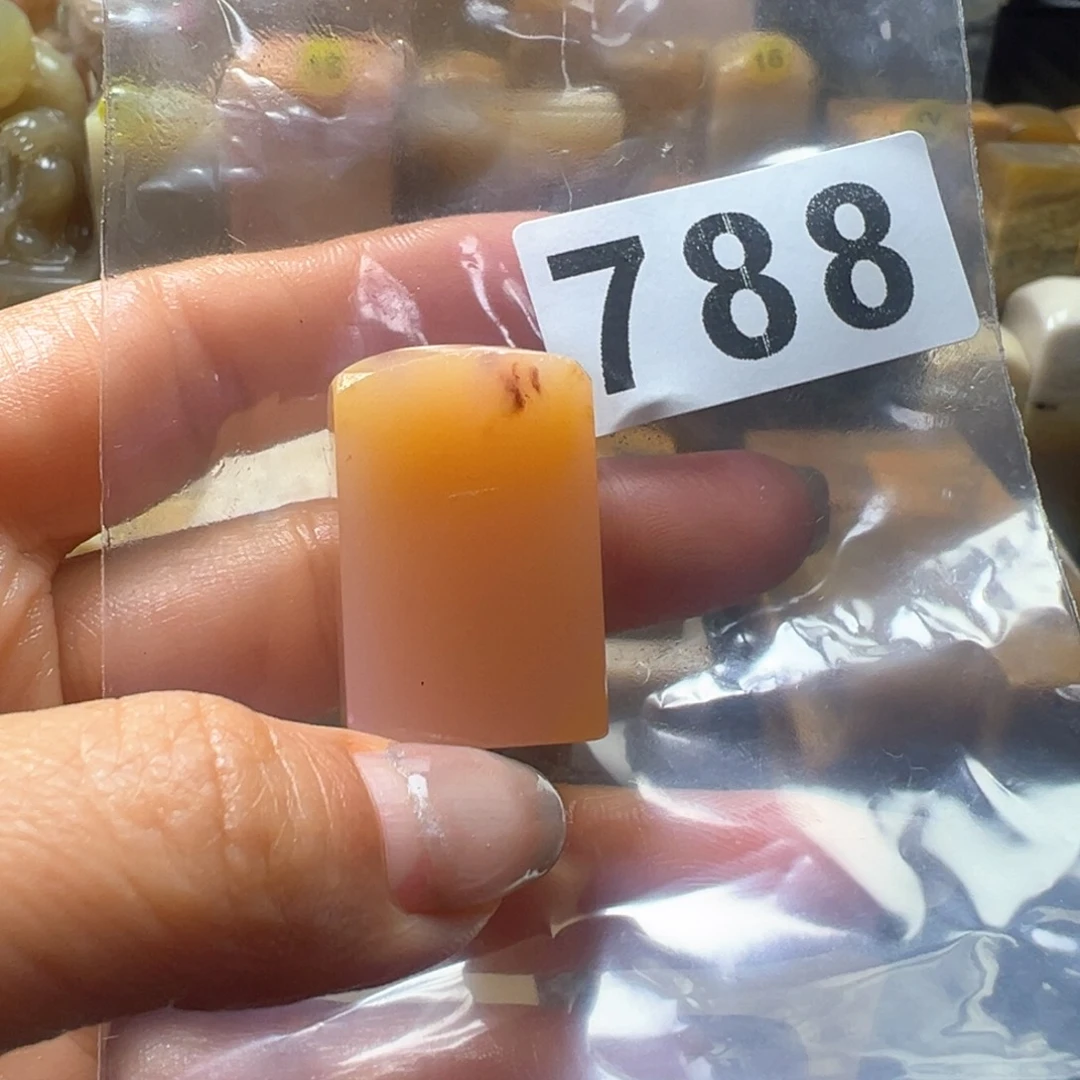 老挝石学**涯巴林石巴林石