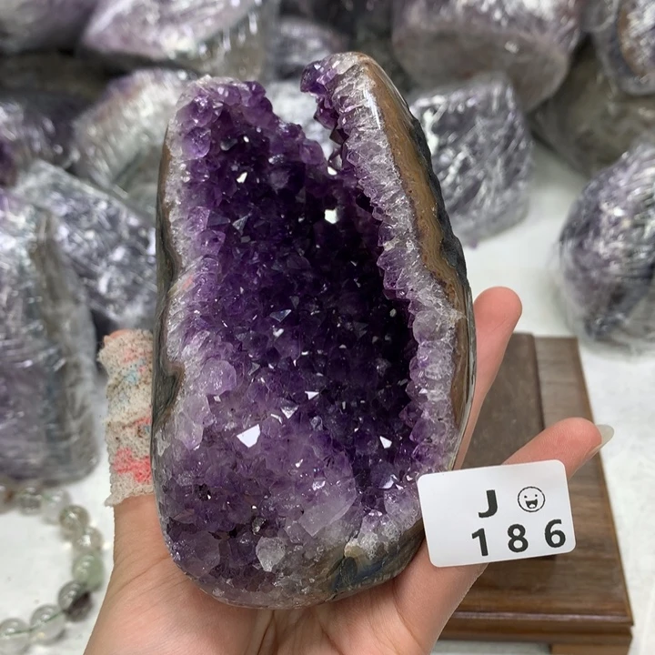 水晶大型摆件（非配饰）未镶嵌