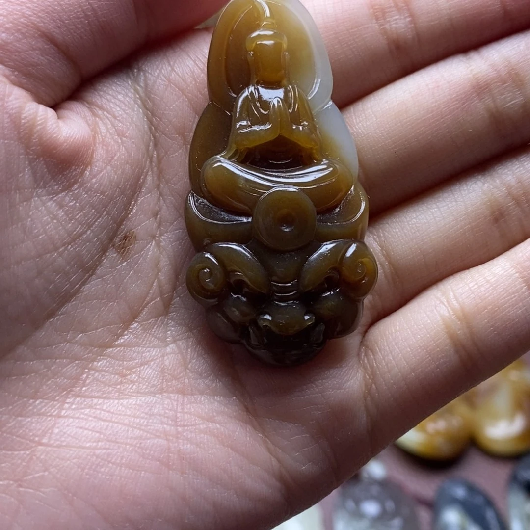 吊坠(不含链)未镶嵌和田玉（糖玉）