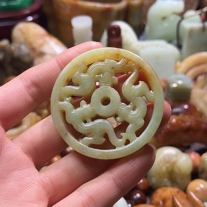 和田玉未镶嵌挂件