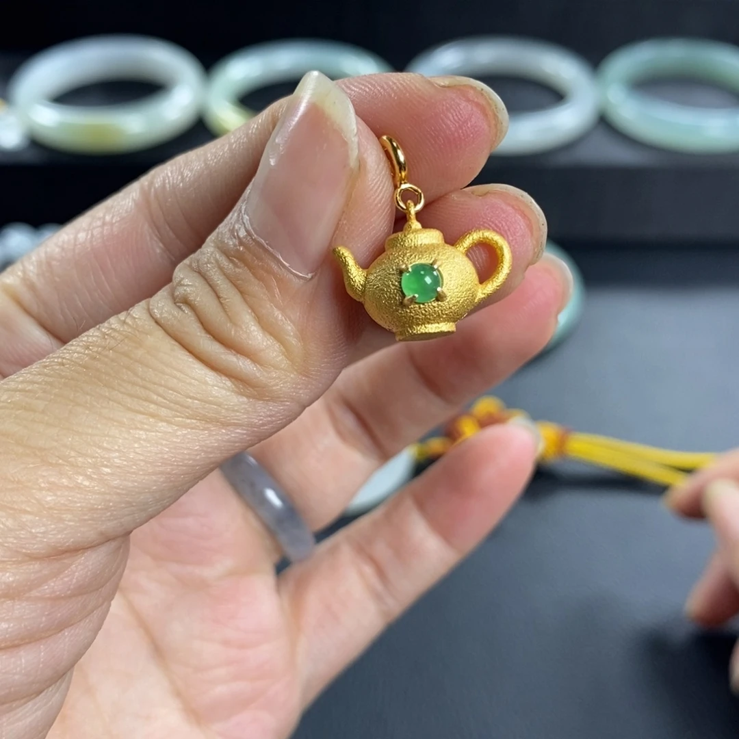 翡翠未镶嵌颈饰天然翡翠