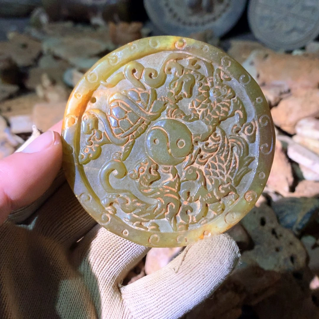 和田玉（糖玉）未镶嵌挂件