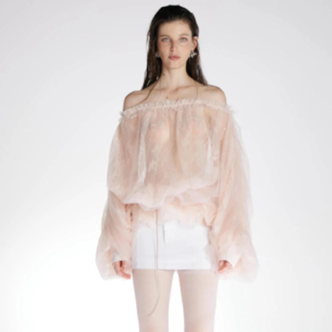 DOM JAM |粉色蕾丝网纱一字肩系带收腰灯笼袖叠穿上衣