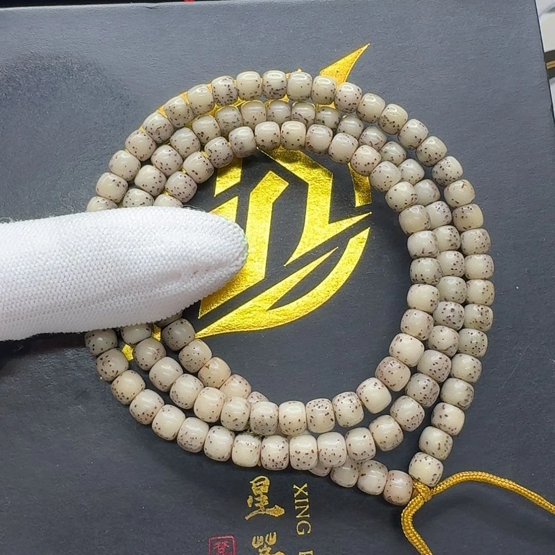 星月菩提吊坠126一物一图冰糖河豚6左右108