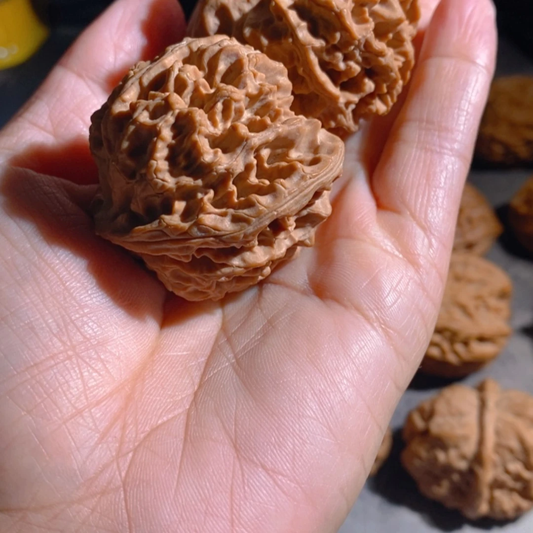 【闪购商品】吊坠文玩核桃H***o苹果