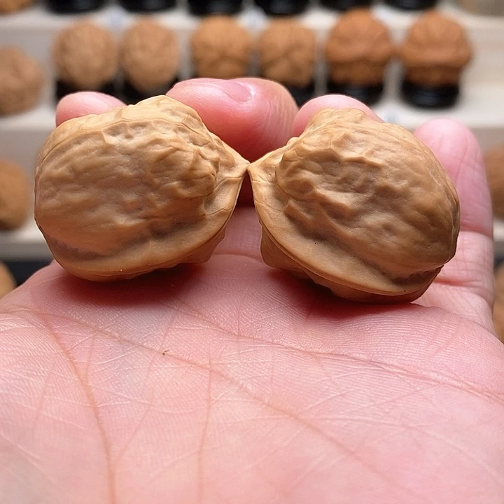 文玩核桃把件…………………………