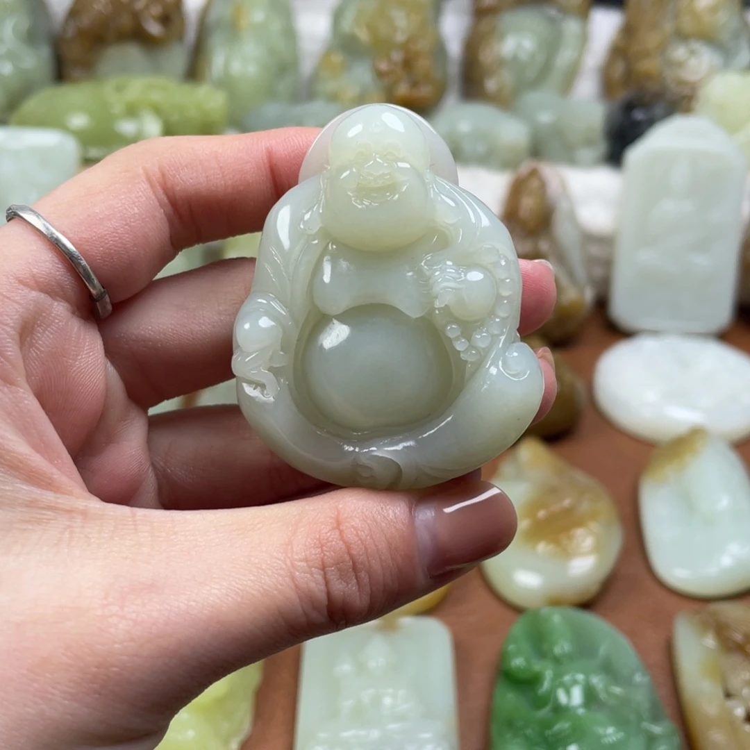 和田玉未镶嵌颈饰