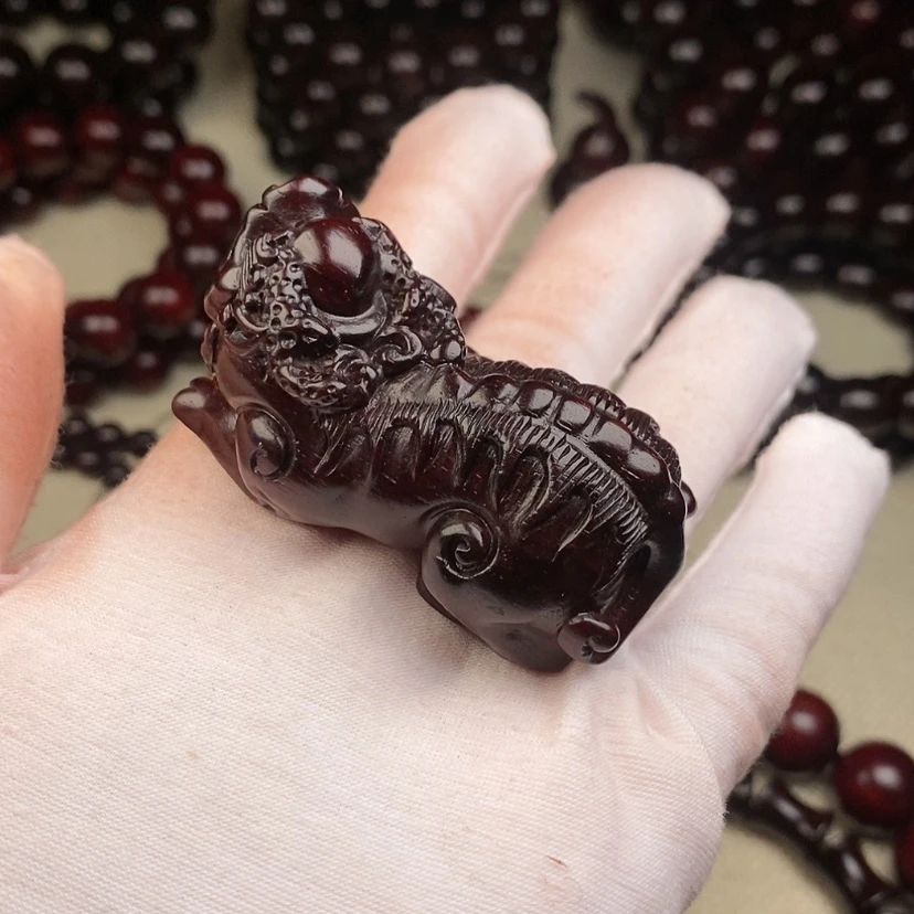 【闪购商品】把件小叶紫檀瑞**保把件