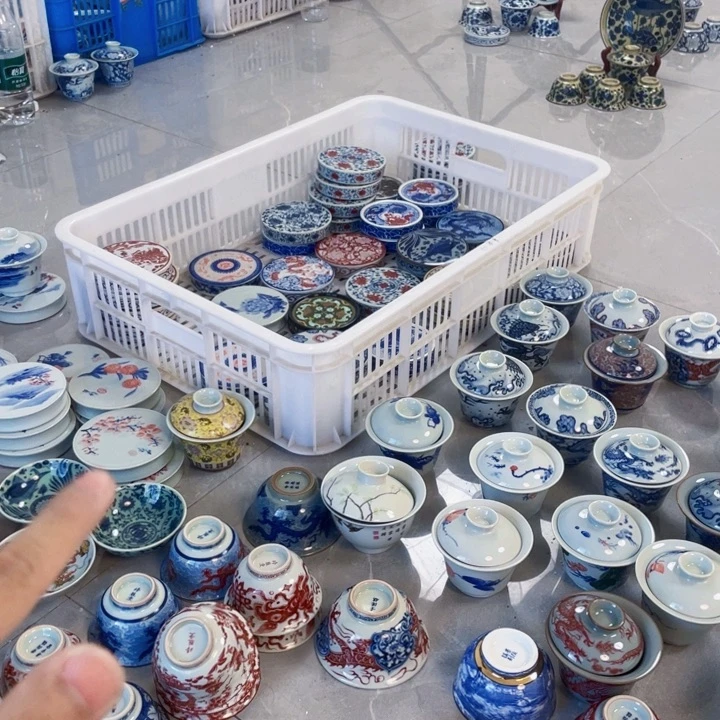 瓷片蓝牡丹盖置景德镇