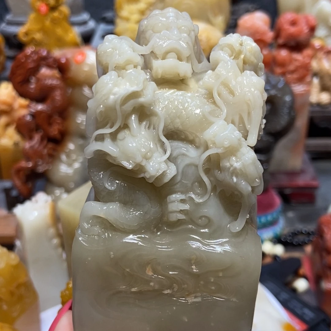 寿山石其他A****U善伯九龙章