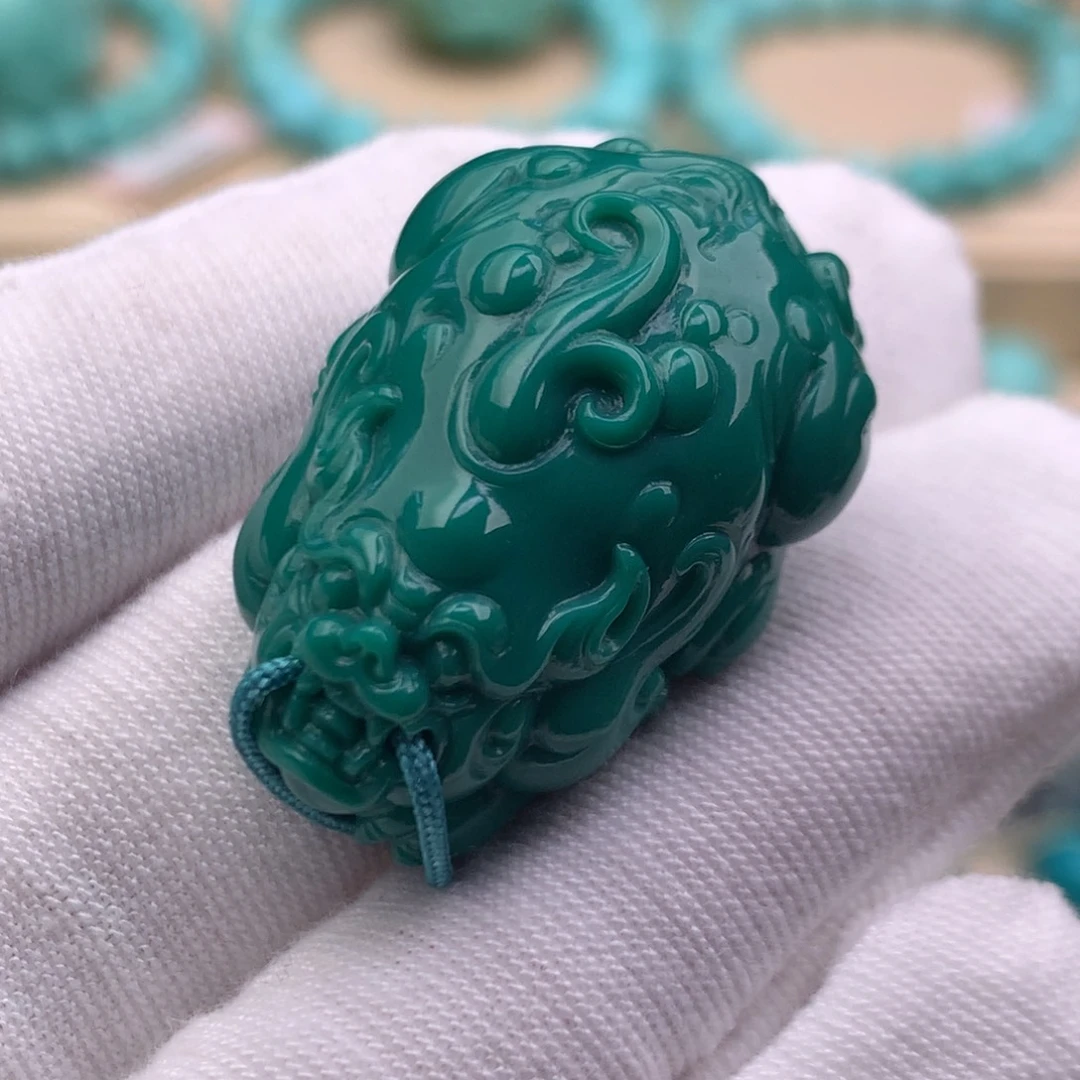 绿松石未镶嵌珠宝奇石