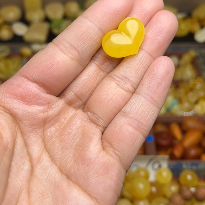 蜜蜡未镶嵌珠宝奇石天然蜜蜡屁桃179