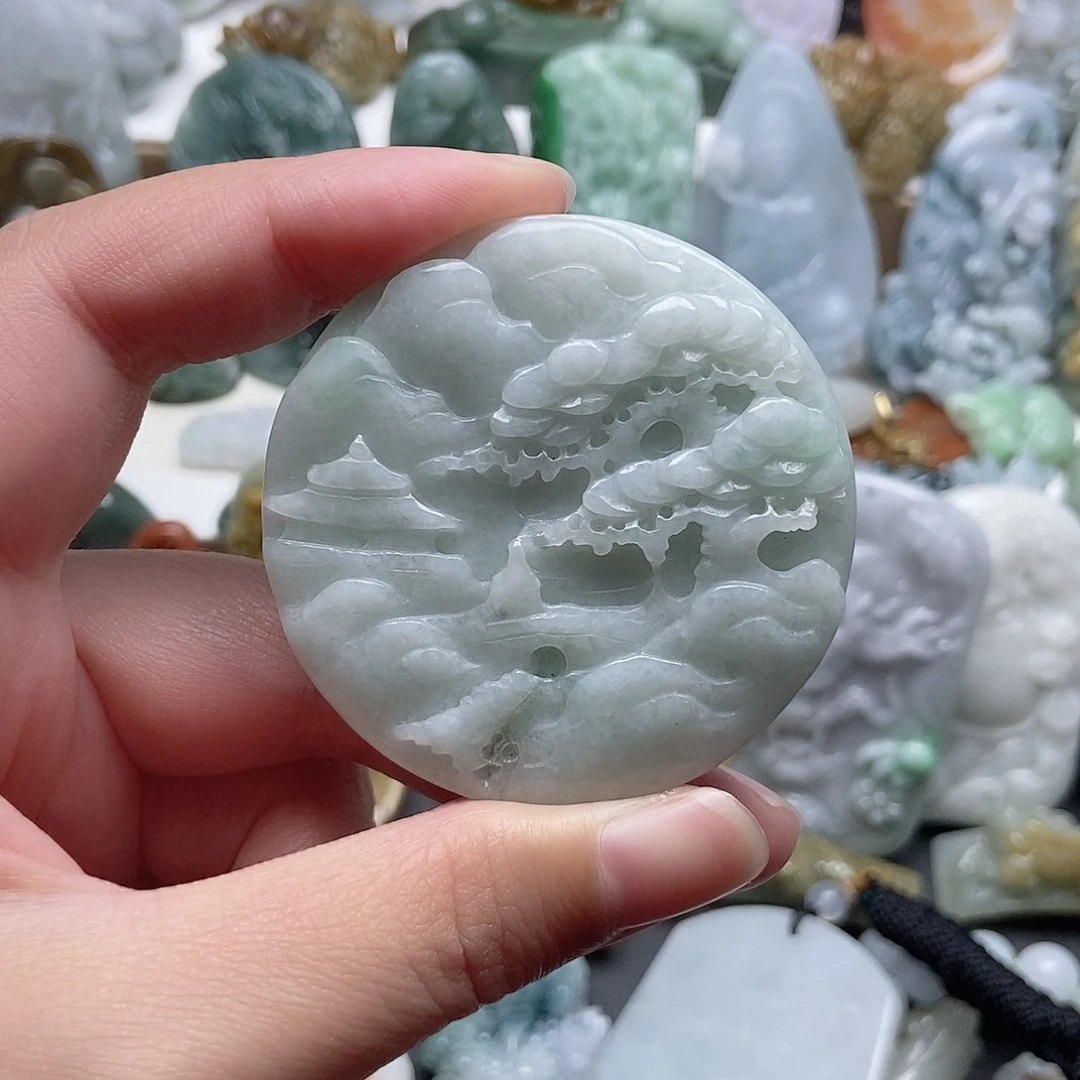翡翠未镶嵌颈饰翡翠