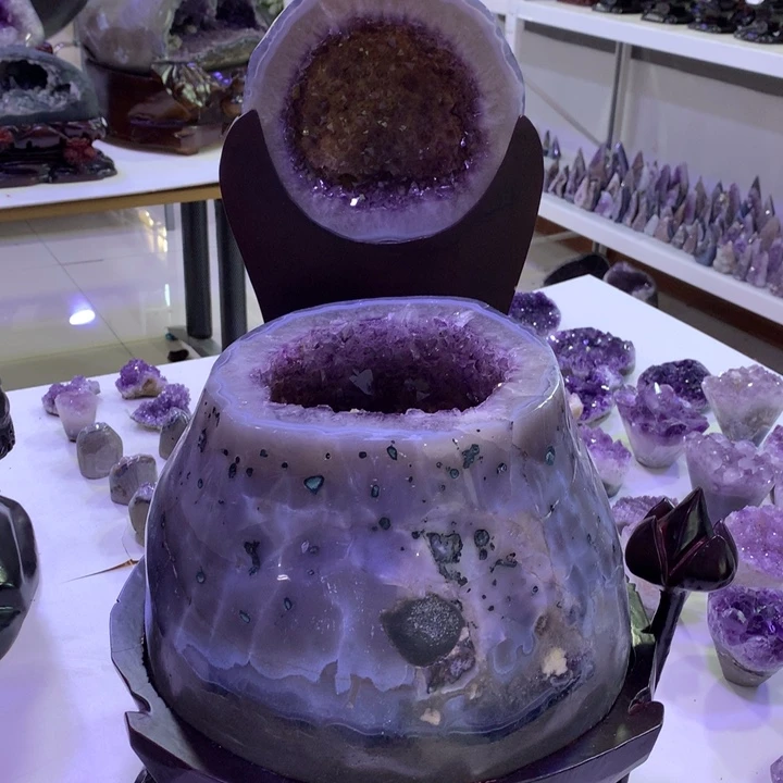 未镶嵌水晶大型摆件（非配饰）