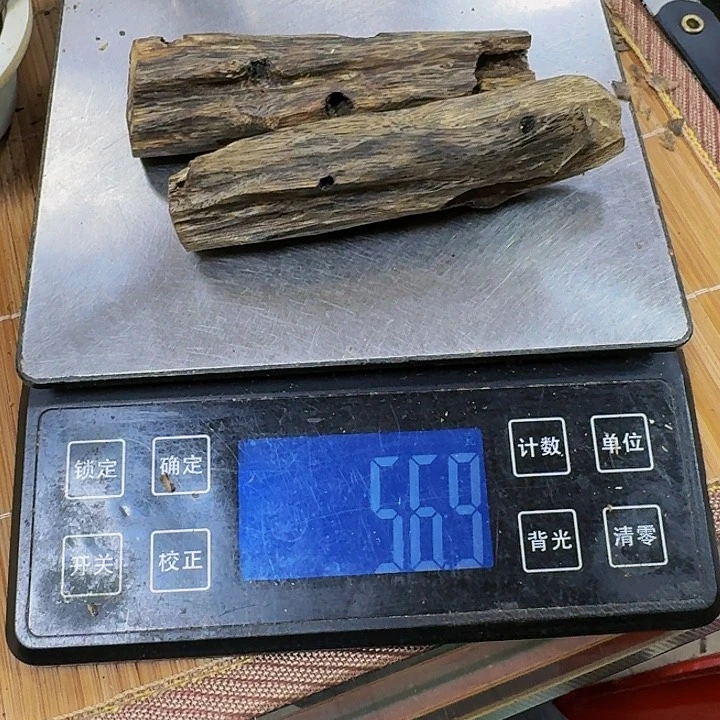 沉香沉香碎屑易***玩海南绿棋品种块料56克