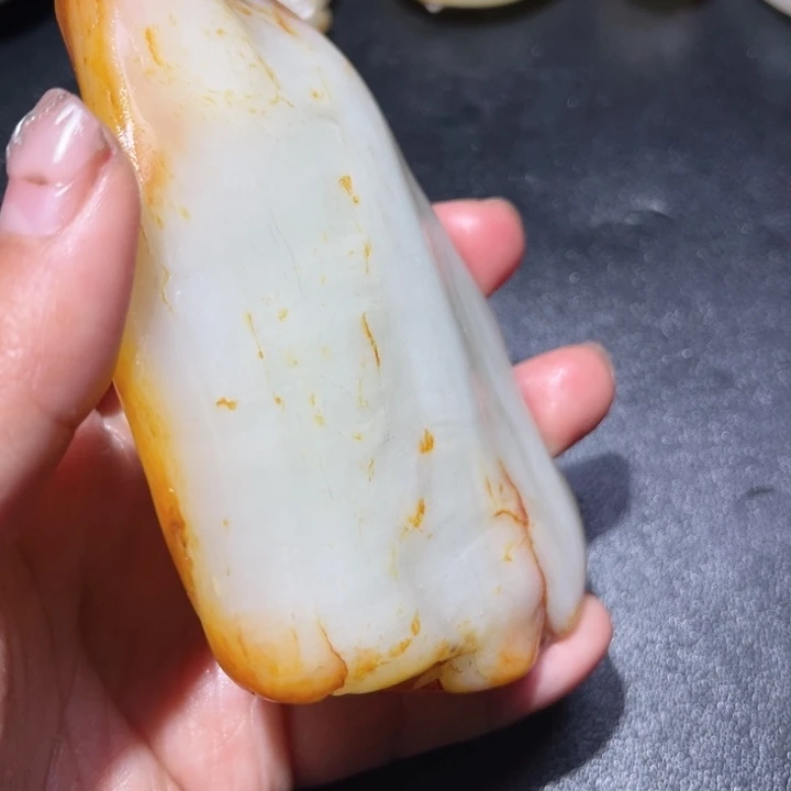 和田玉未镶嵌珠宝奇石